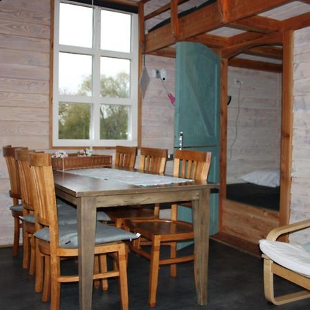 Chalet - Camping 'T Dekske Wintelre Bagian luar foto