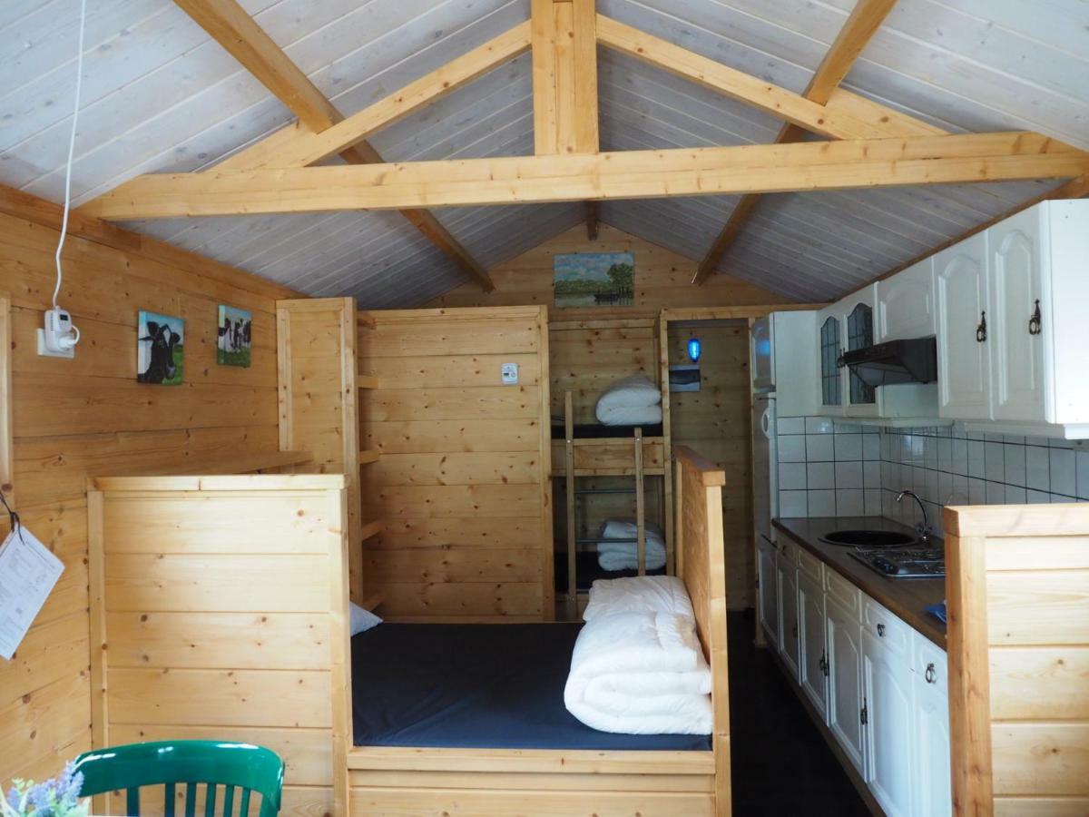 Chalet - Camping 'T Dekske Wintelre Bagian luar foto