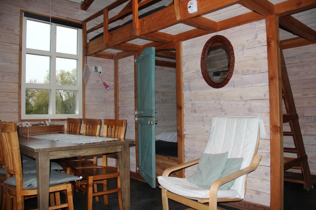 Chalet - Camping 'T Dekske Wintelre Bagian luar foto